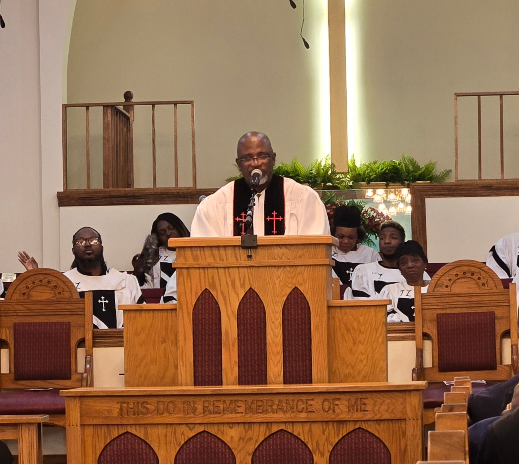 Pastor Howard Smith, Jr.